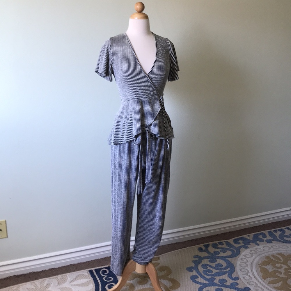 B & W matching set peplum top high waisted bottom